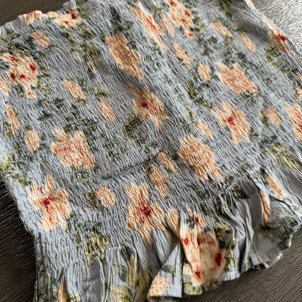 ARO Blue Grey Floral Smocked Button Tube Top Tank M - Picture 7 of 11